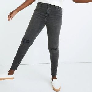Madewell Taller Curvy High Rise Skinny Jeans in Black Sea